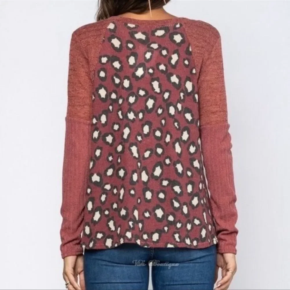 Burgundy Leopard print Color Block TOP - Picture 6 of 8